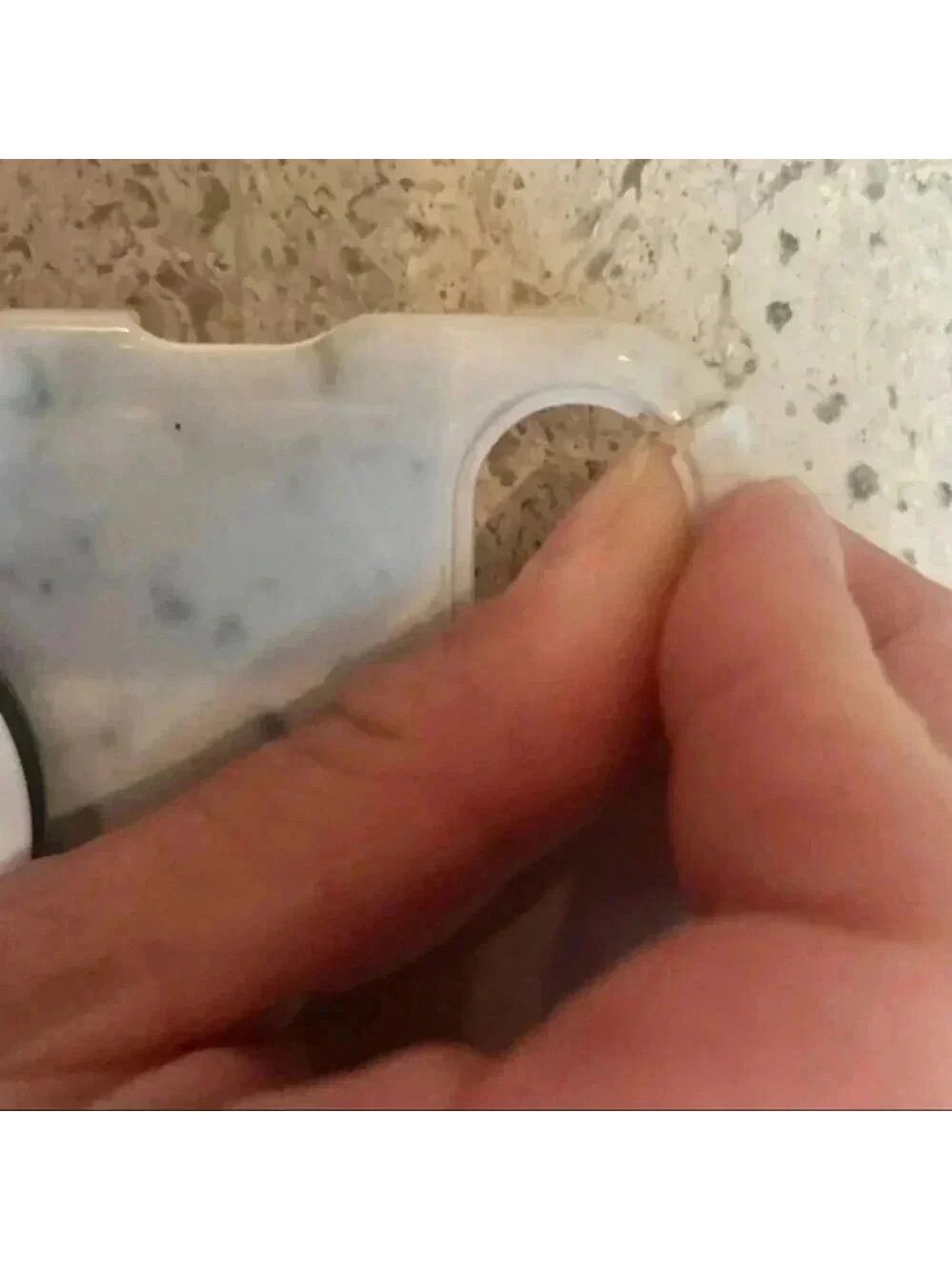 R&F: white marble Freedom Series iPhone 6/… - Picture 3 of 4